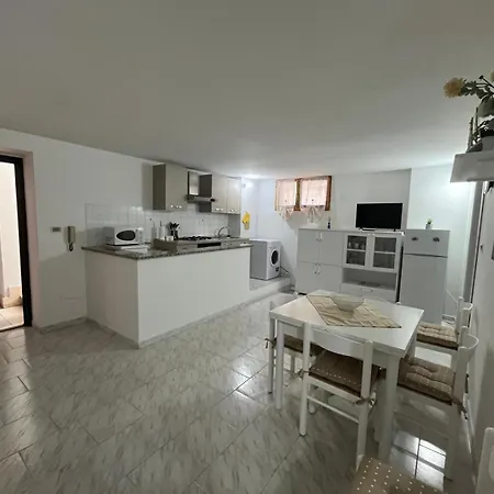 House Nonna Peppa Apartment
